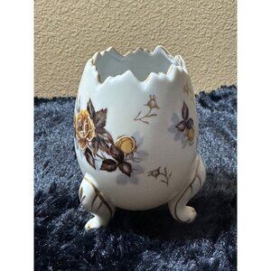 VINTAGE  NAPCOWARE CERAMIC EGG SHAPED FOOTED ECRU VASE HAND PAINTED ROSES JAPAN